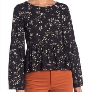Cupcakes & Cashmere Josephina Floral Print Top Black Peplum  Blouse Medium NWT